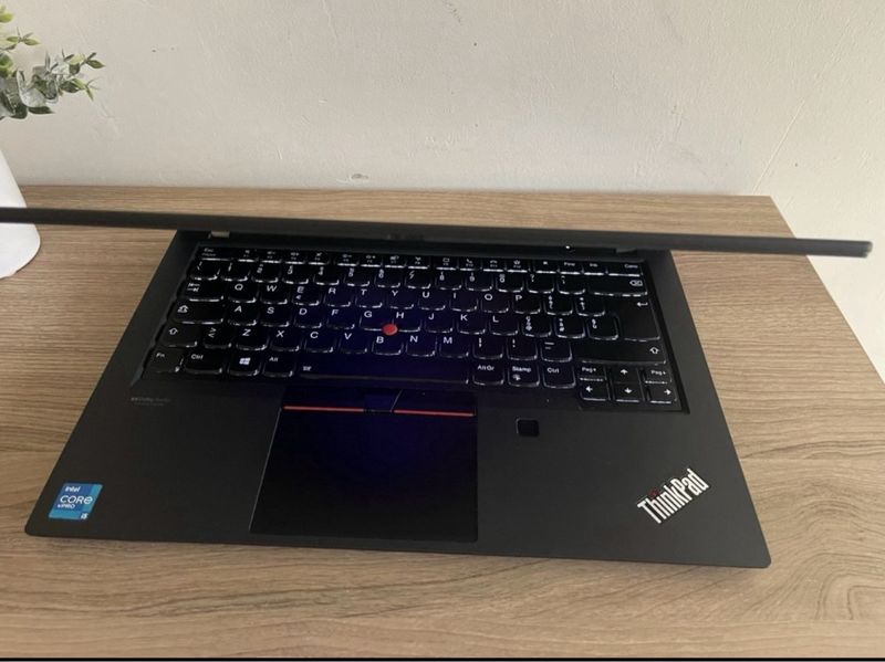 Lenovo T14 Gen 2 i5-1135G7 16GB 256Ssd WIN 11 PRO afbeelding 4