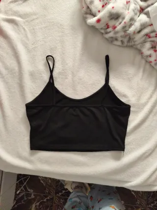 Top negro manos esqueleto