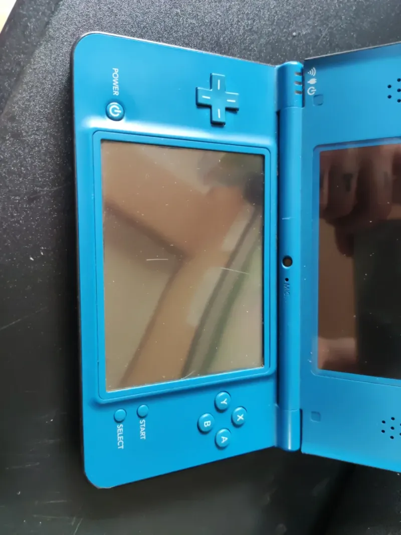 Nintendo DSi XL Azul afbeelding 3