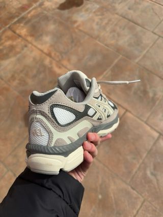 Zapatillas Asics NYC Gel Blanco/Gris