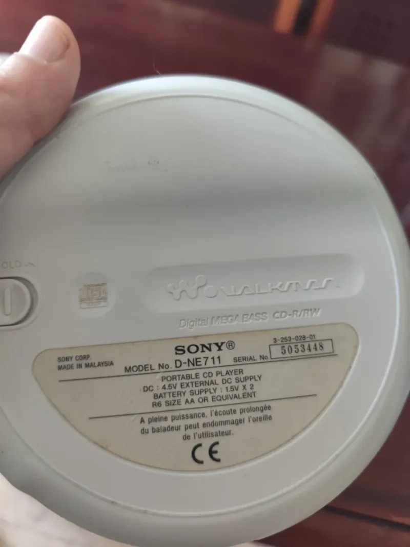 Sony CD Walkman D-NE711 Atrac3plus MP3 afbeelding 5