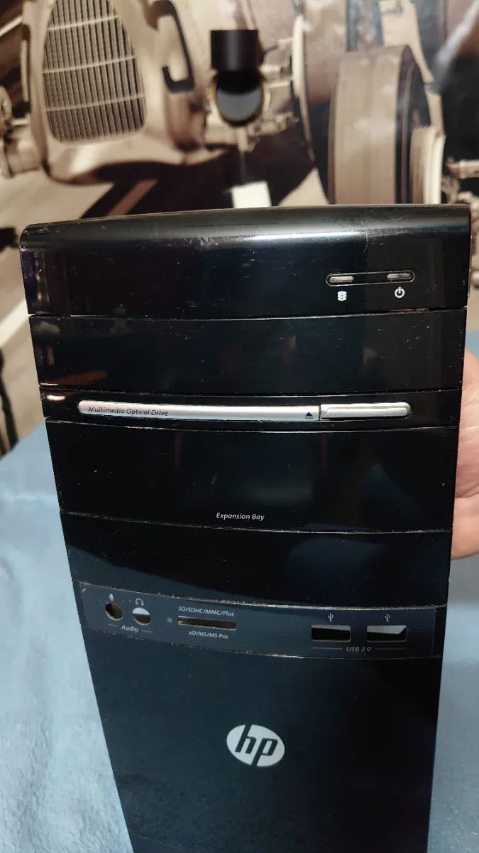 Frontal Ordenador HP Pentium Windows 7 afbeelding 2