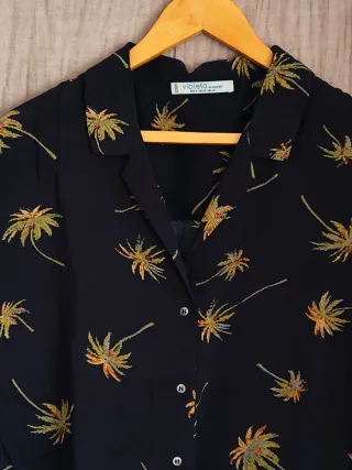 Blusa Negra Palmeras Talla S Violeta by Mango