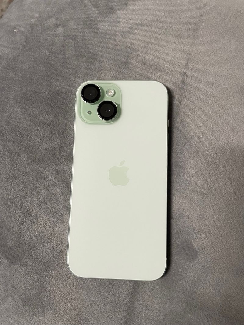 iPhone 15 128GB Verde Menta afbeelding 2