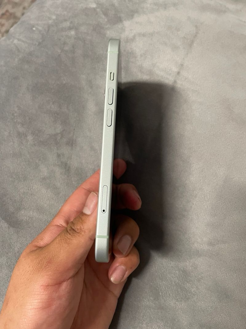 iPhone 15 128GB Verde Menta afbeelding 3