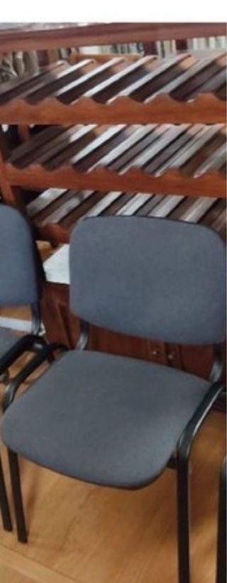 Silla de oficina gris y marrón