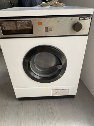 Lavadora Naonis Blanca