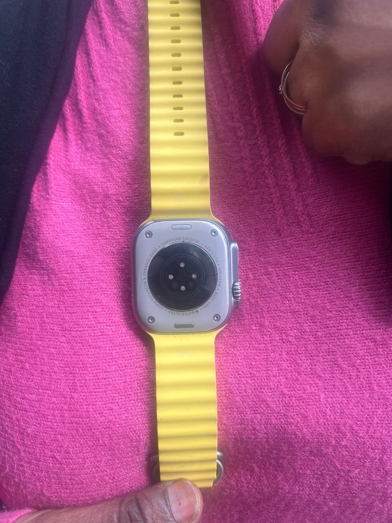 Apple Watch Ultra Amarillo afbeelding 2