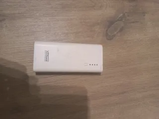 Power Bank Bianco con 2 Porte USB