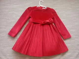 Vestido rojo terciopelo niña