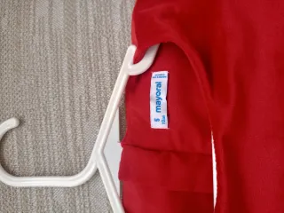 Vestido rojo terciopelo niña