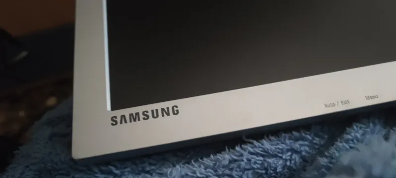 Monitor Samsung SyncMaster 172v afbeelding 2