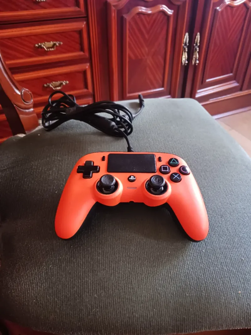 Mando Nacon PS4 Naranja
