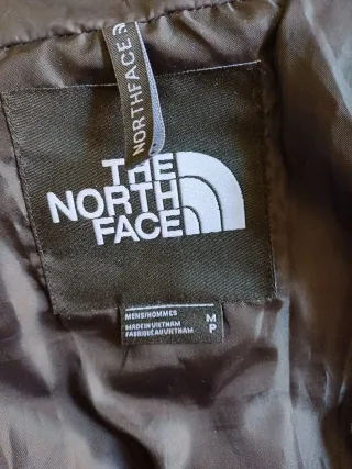 Chaqueta The North Face Negra y Blanca