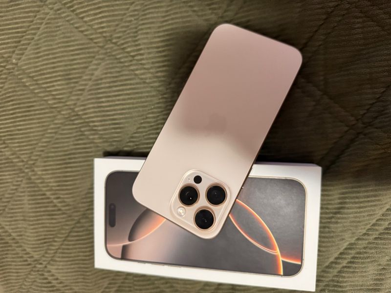 iPhone 16 Pro Max