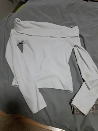 4 jerséis cuello alto diferente colores y marcas