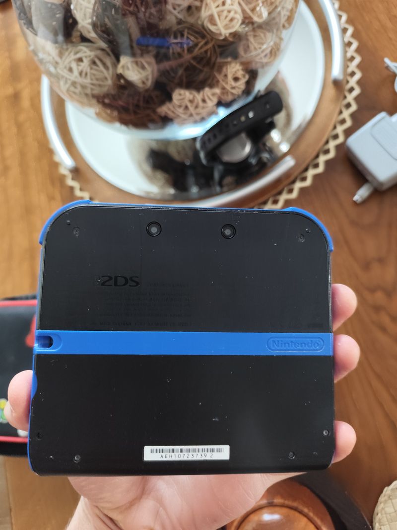 Nintendo 2DS Negra y Azul con LumaCFW afbeelding 5