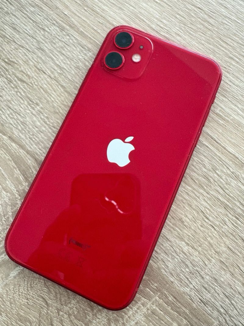 iPhone 11 Rojo afbeelding 3