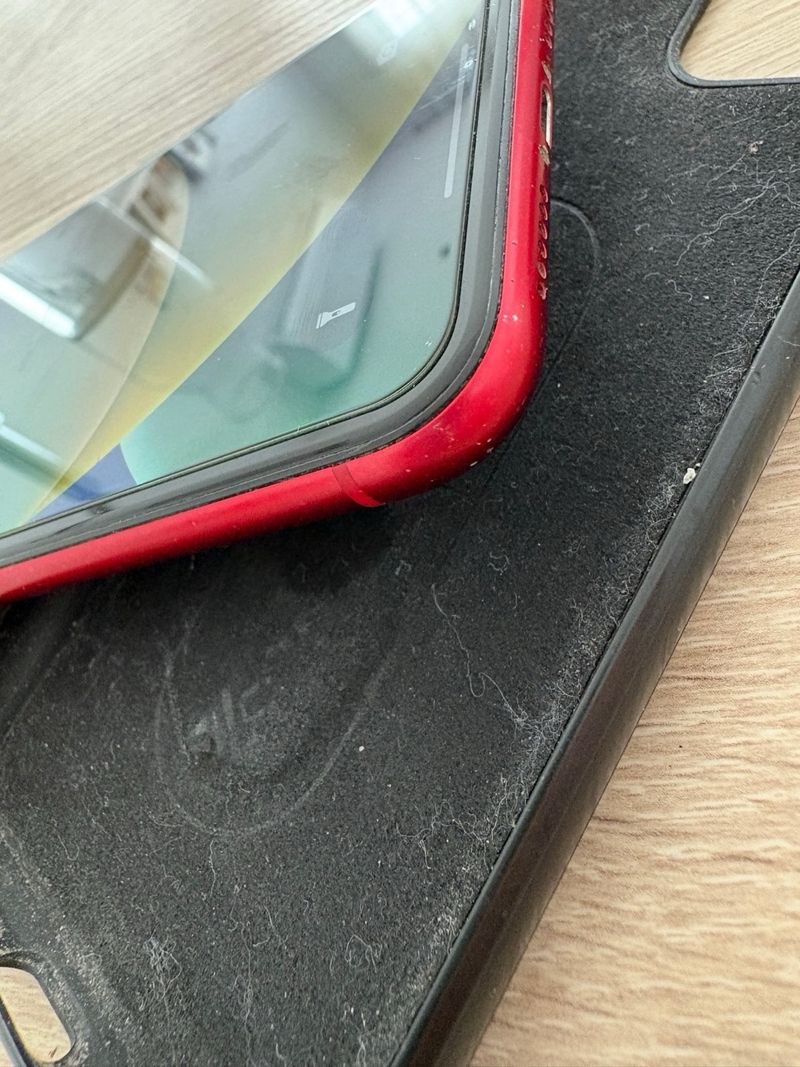 iPhone 11 Rojo afbeelding 5