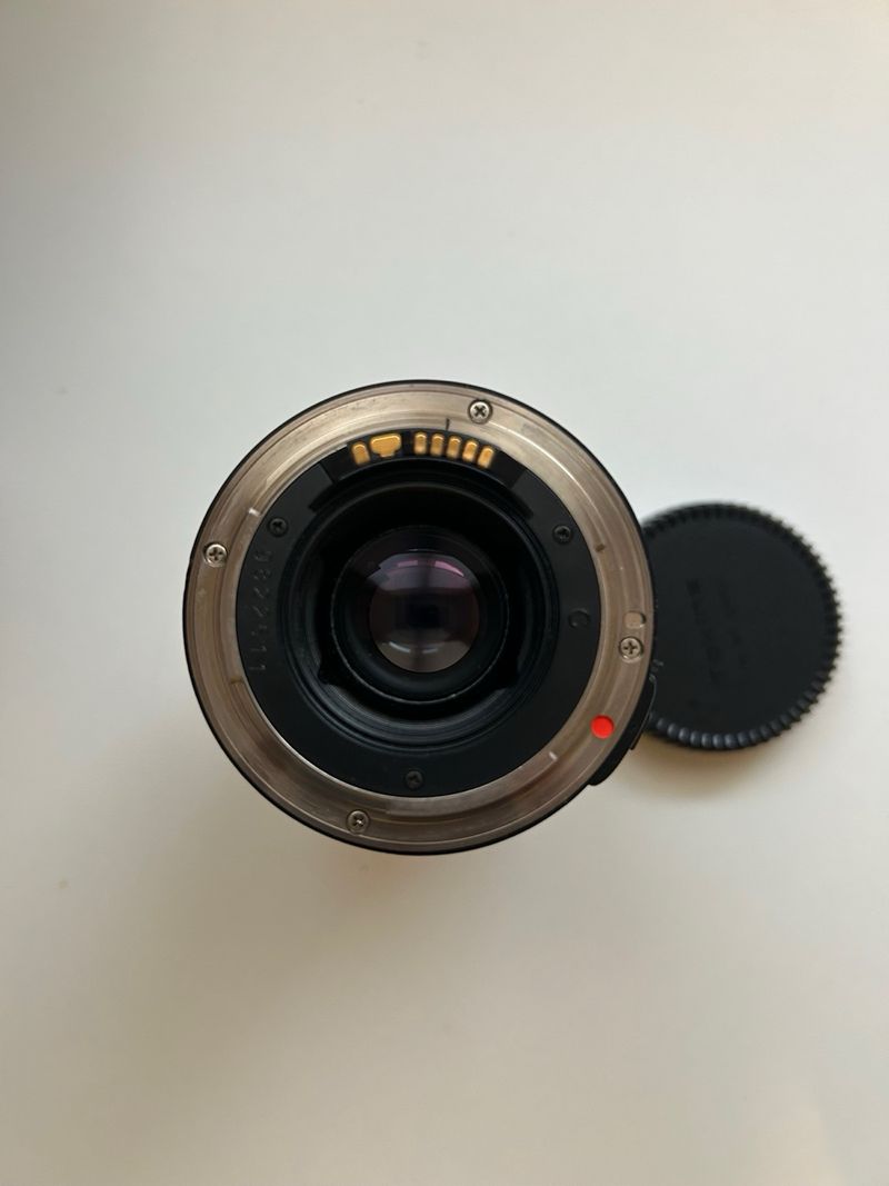 Objetivo Tokina 26-210mm DG afbeelding 2