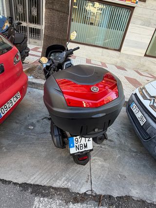 Yamaha NMAX 125cc Scooter Automática