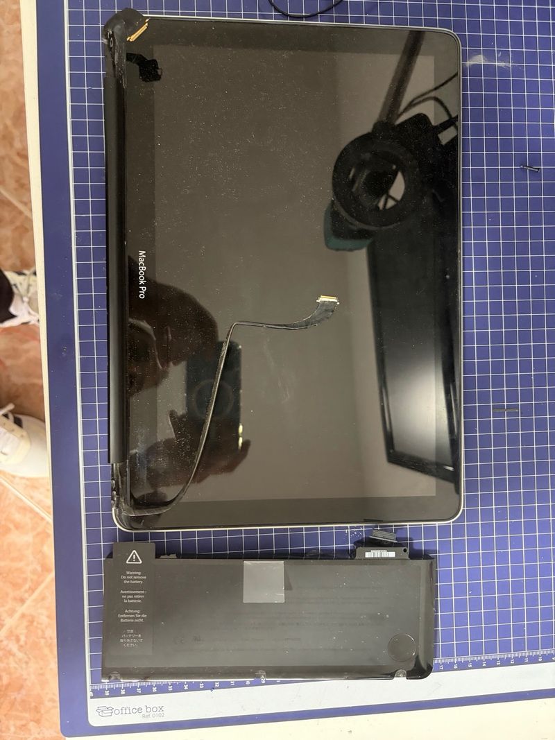 Pantalla y Batería MacBook Pro A1278