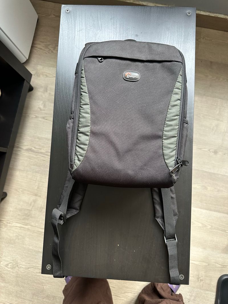 Mochila Lowepro Format BP 150