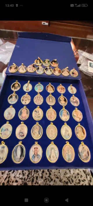 Colección Colgantes Vírgenes Oro