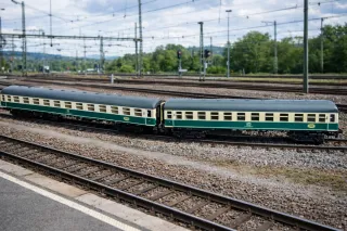 2 Coches viajeros TRIX Escala N