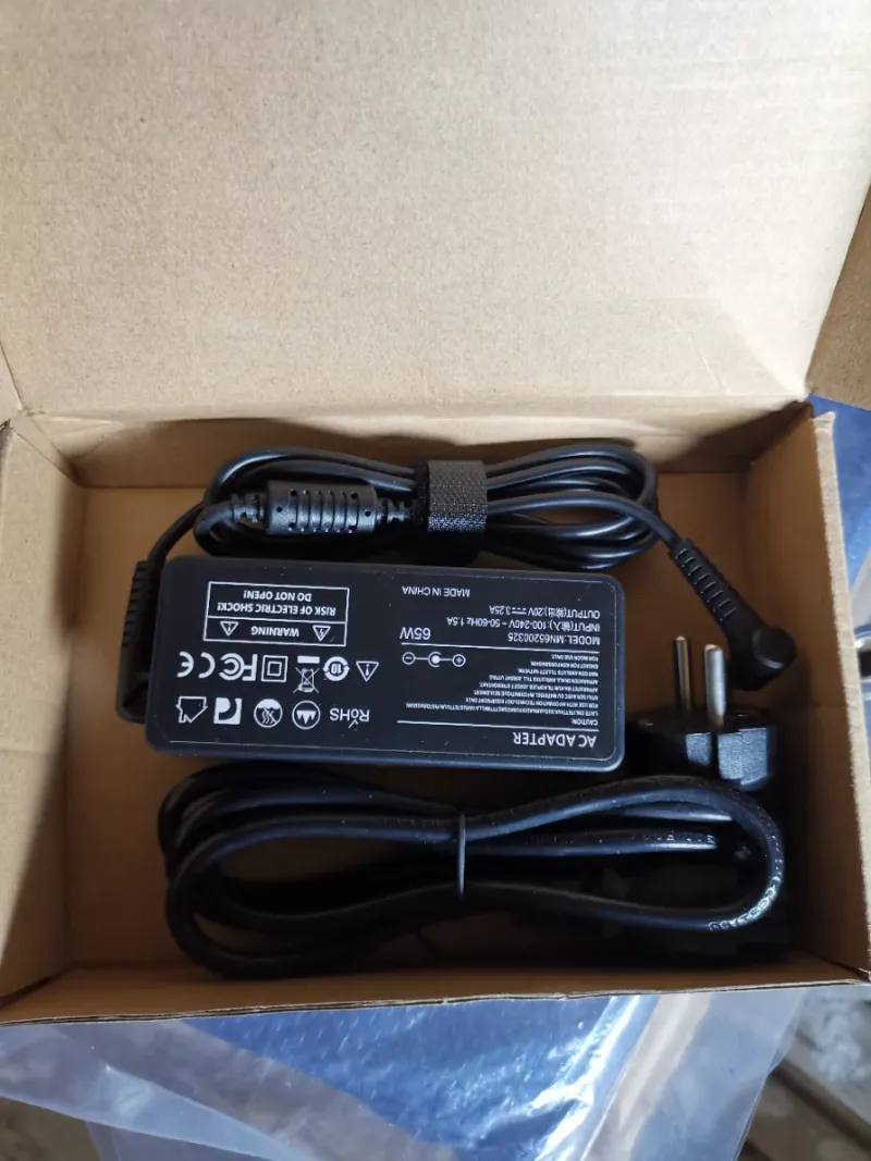 Cargador portátil 65W 20V 3.25A