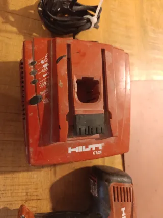 Taladro Hilti SFH 151-A y Cargador C7/24