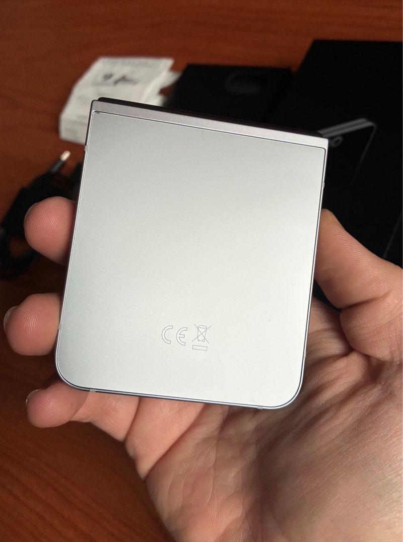 Samsung Galaxy Z Flip 6 (12/256GB) afbeelding 8