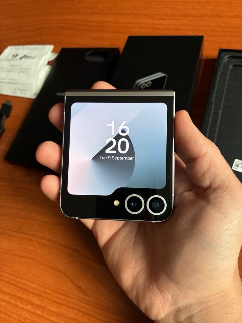 Samsung Galaxy Z Flip 6 (12/256GB) afbeelding 7