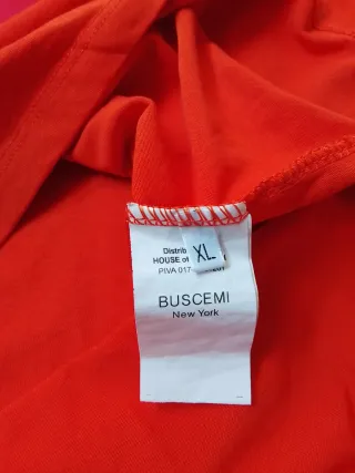 Maglietta Buscemi rossa con stampa mela tgXL