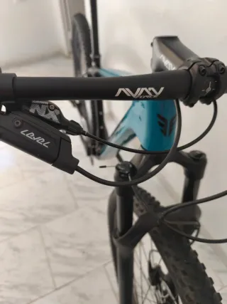 BERRIA BRAVO SPORT Carbono Talla S 43cm 2025