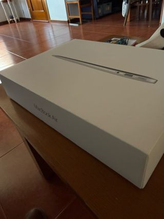 MacBook Air Plata