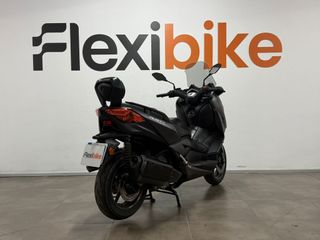 Yamaha Xmax 300