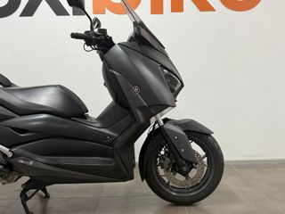Yamaha Xmax 300