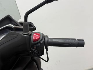 Yamaha Xmax 300