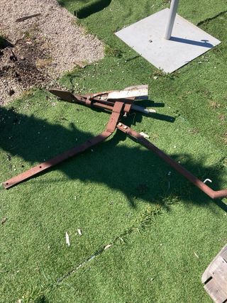 Arado antiguo decorativo jardín