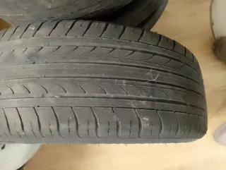 Juego de 4 neumáticos, precio negociable