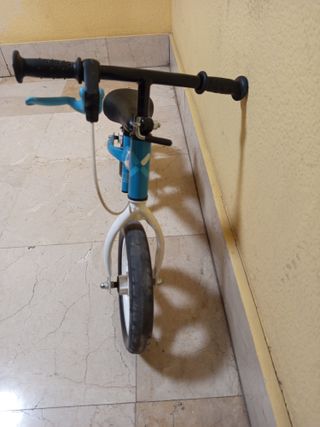 Bici sin pedales BTwin RunRide 10" con Freno