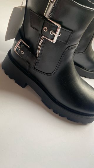 Bota negra Zara Talla 38