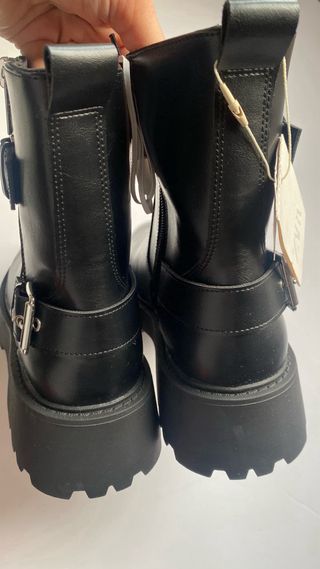 Bota negra Zara Talla 38