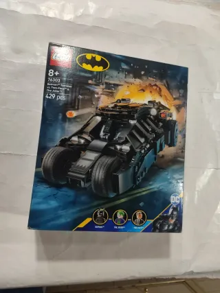 LEGO 76303 Batman Tumbler vs Two-Face Joker