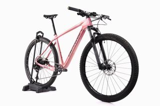 Bicicleta Berria Bravo 5 Carbono MTB