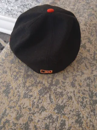 Gorra New Era SF Negra y Roja