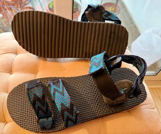 Sandalias de montaña, playa y más. T 44-46