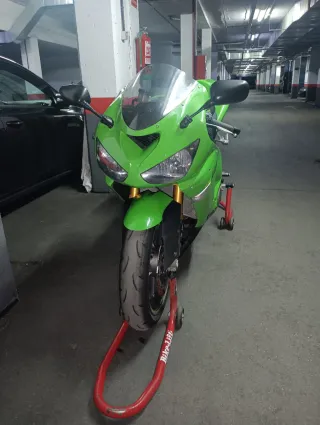Kawasaki ZX6R 636 2006 Verde
