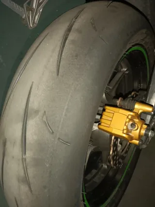 Kawasaki ZX6R 636 2006 Verde